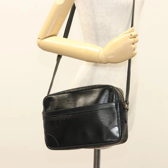 LOUIS VUITTON Epi Trocadero 27 Shoulder Bag Black - Picture 1 of 16